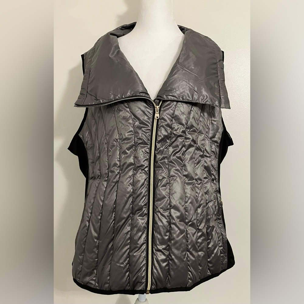 Calvin Klein 2X Silver Premium Down Full Zip Puffer Vest Lightweight Packable - Picture 3 of 9